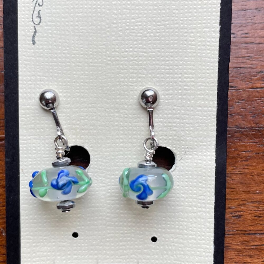 Bundle 3 pairs for $12. Clip on dangle earrings.